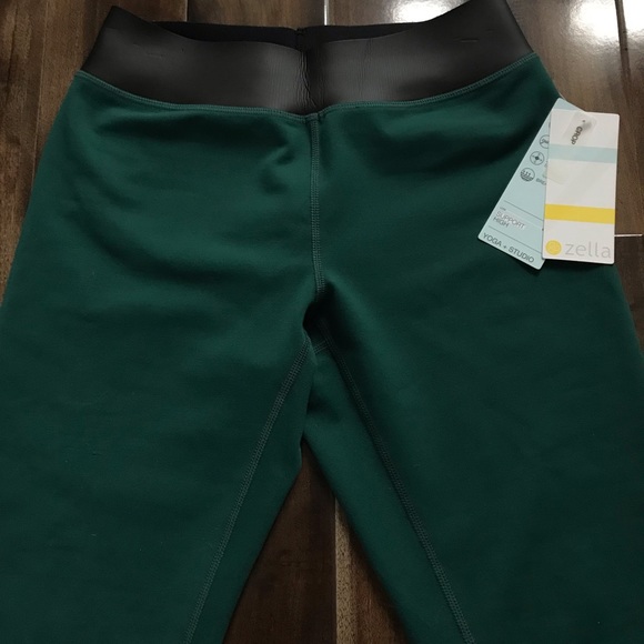 BRAND NEW with tags Zella leggings - Picture 4 of 6
